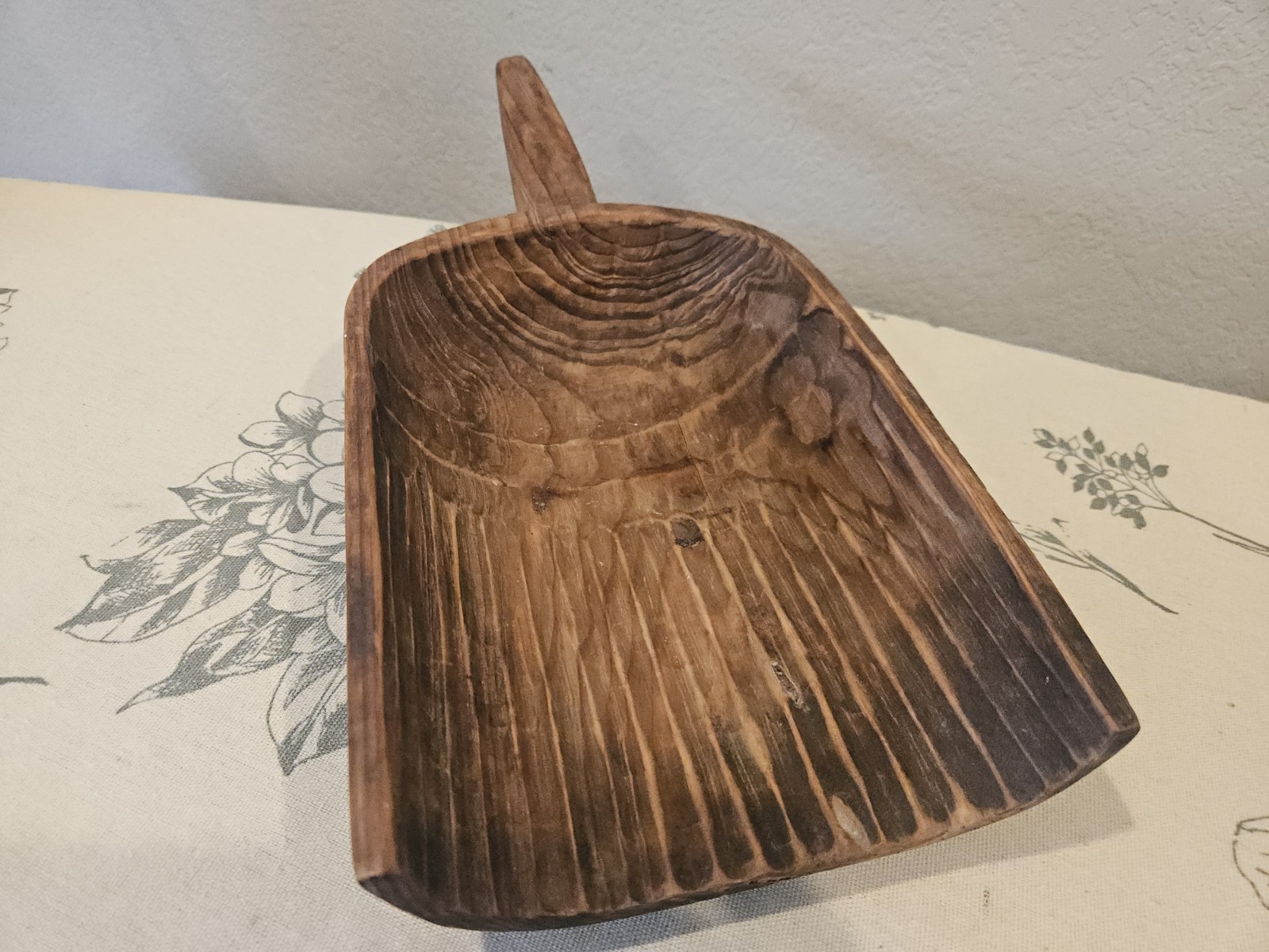 Antique Primitive Wioden Hand Carved Grain Scoop Rustic Farmhouse Decor Vintage