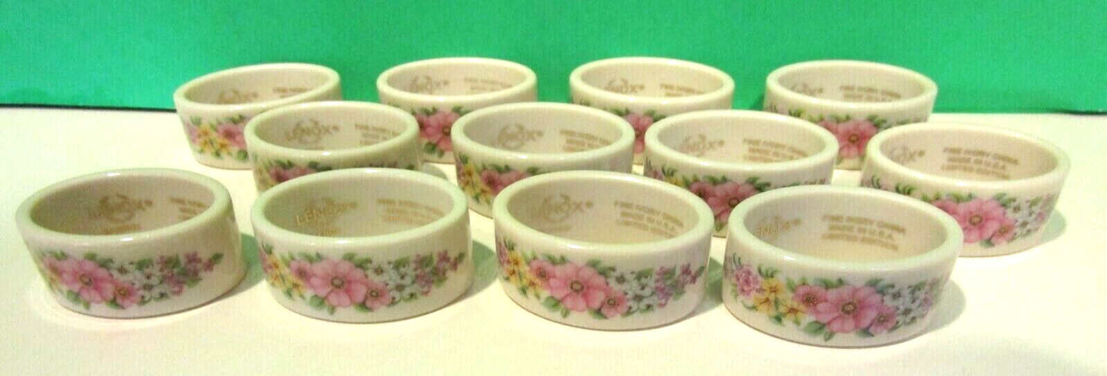 LENOX 12 CONSTITUTION FLOWER PATTERN NAPKIN RINGS — Mint — New — USA – NO BOX