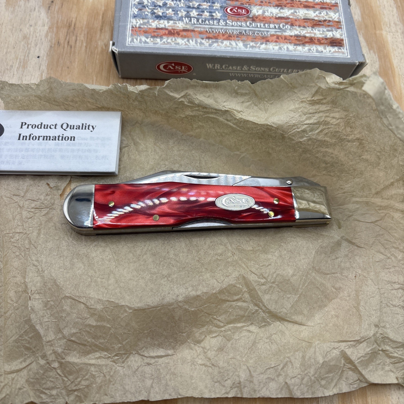 Case XX 2018 10111 1/2L Red Pearl Cheetah Knife – New Original Box