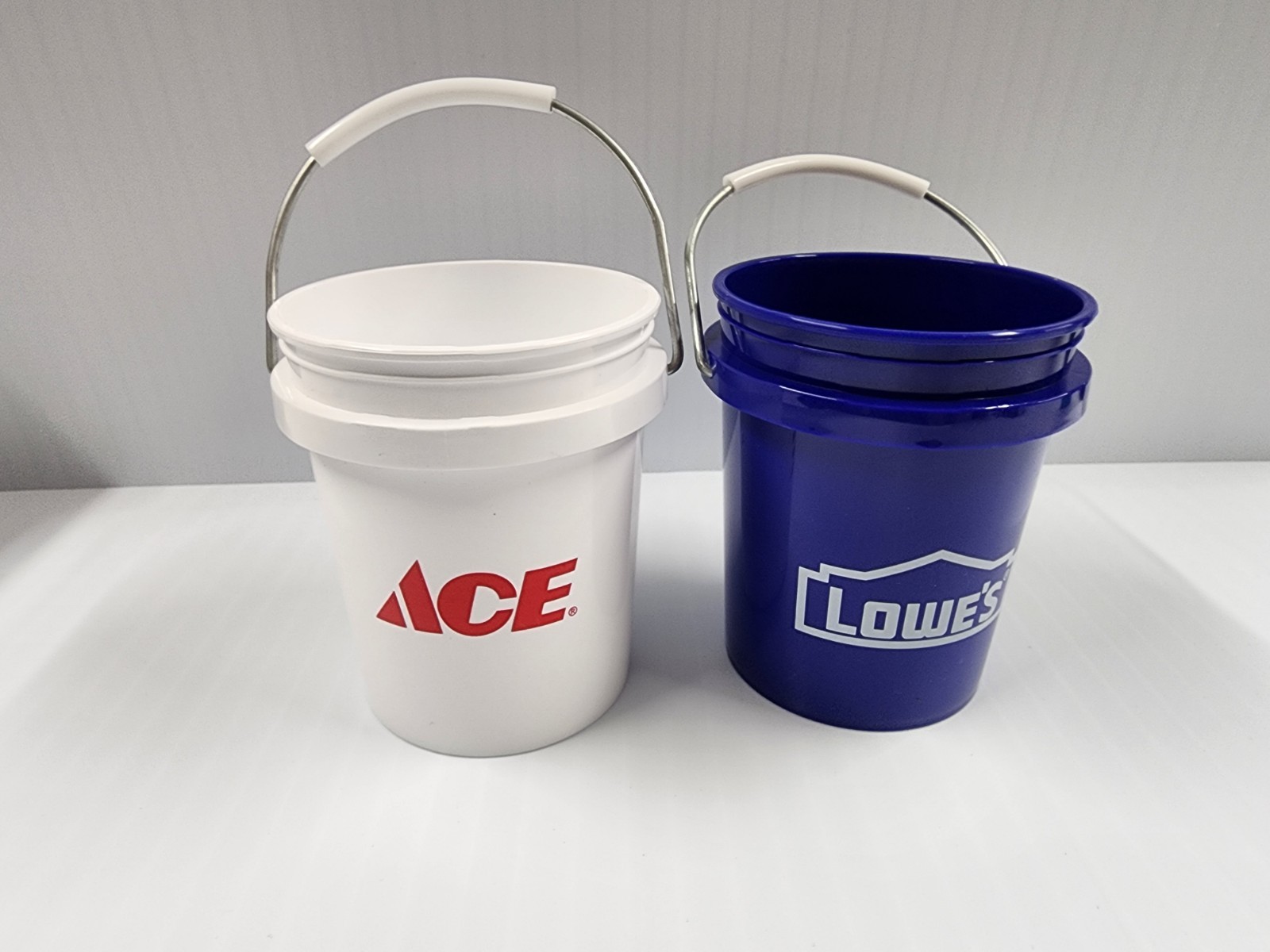 ACE Hardware & Lowes Mini Bucket, Minature Paint Pail, 4in Tall HTF
