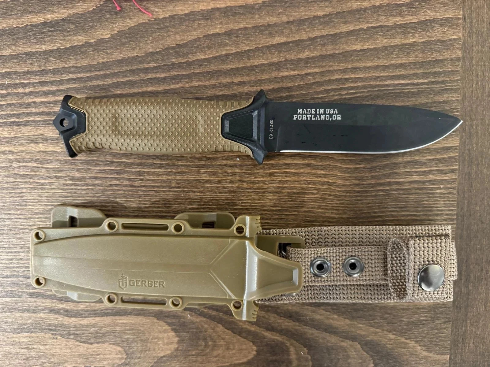 Gerber StrongArm Fixed Blade Knife Plain Edge – Coyote Brown