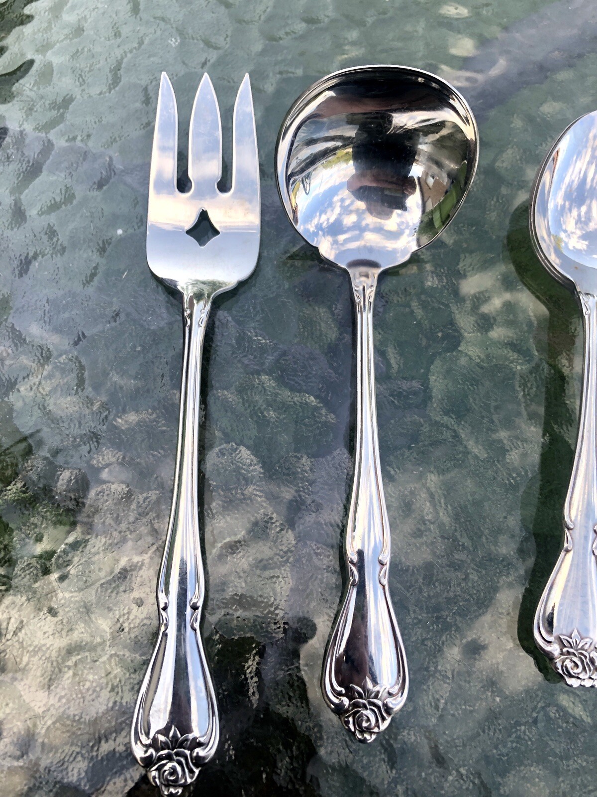 Oneida Arbor Rose True Rose Lot- Dinner Knives Serving Fork & Ladle- 59 Pieces!
