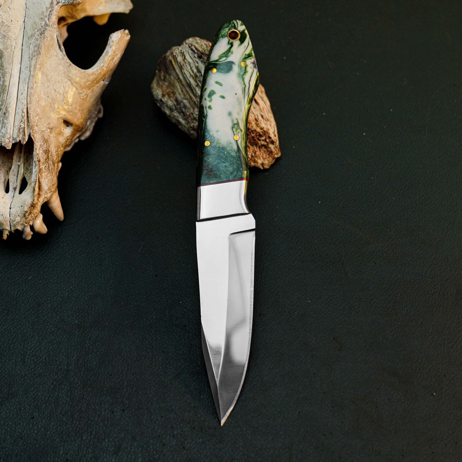 8.1″ D2 EDC Hunting Fixed Blade Knife Full Tang Resin Handle Leather Sheath