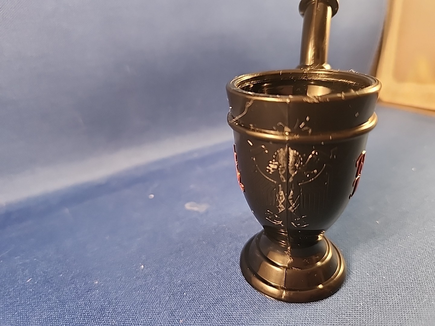 Vintage RUMPLE MINZE SCHNAPPS SHOT GLASS (Tobacco Pipe Shape) Black Plastic VTG