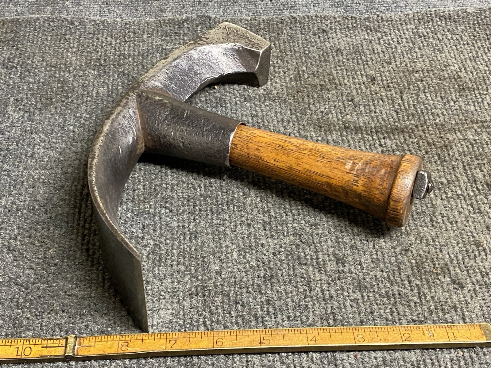 Antique Large Coopers Adze Unbranded Sharp 2-5/8” Bit