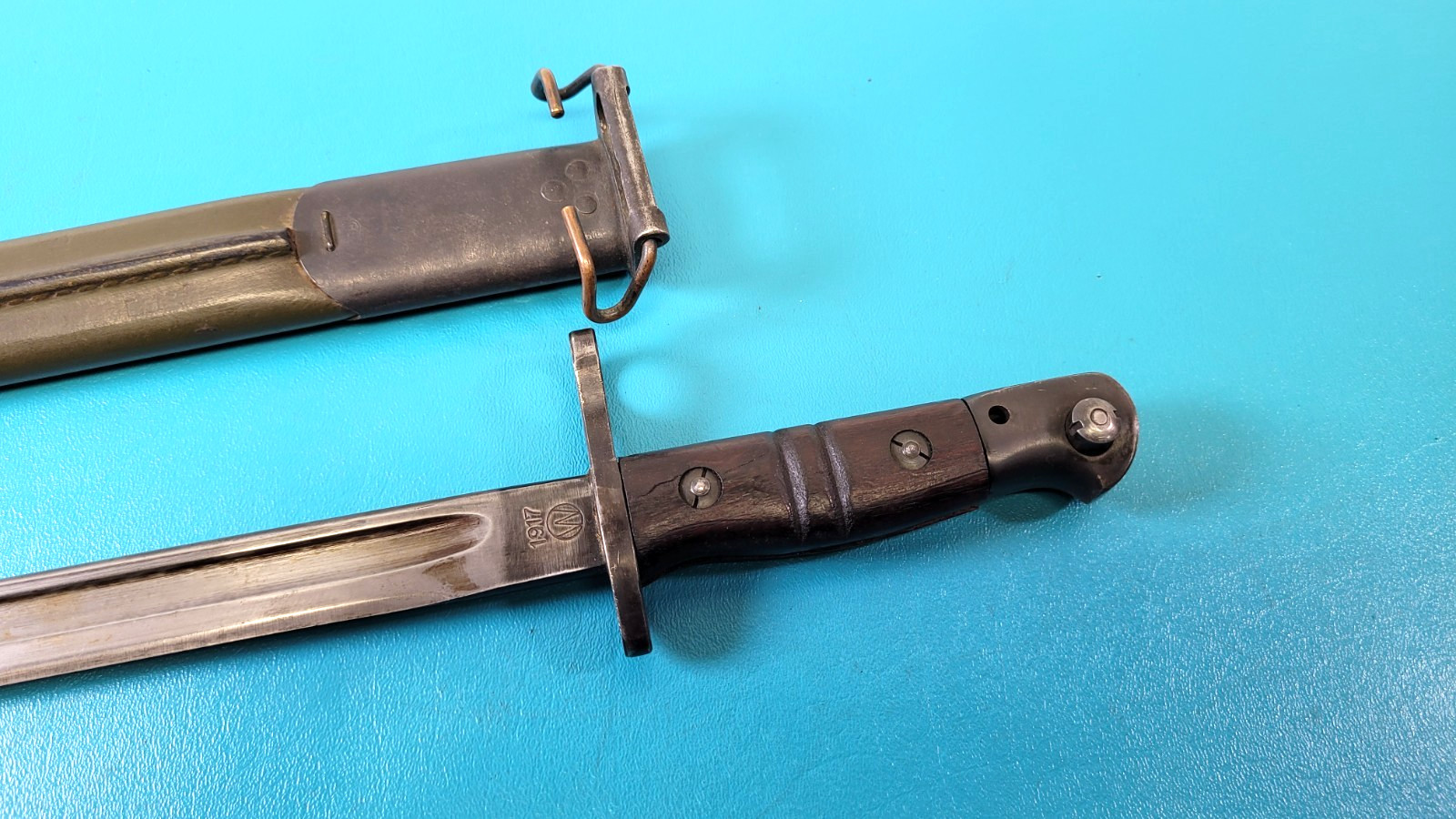 Superb WWI US Model 1917 Winchester Bayonet + Grafton & Knight Scabbard TR1369