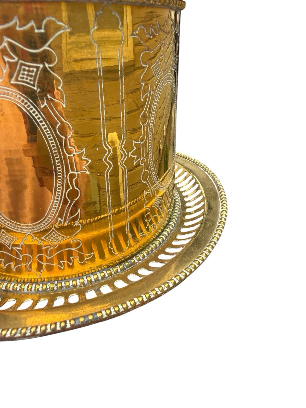 Vintage Brass Tea Biscuit Caddy Box w/ Lid & Attached Footed Under-Plate India
