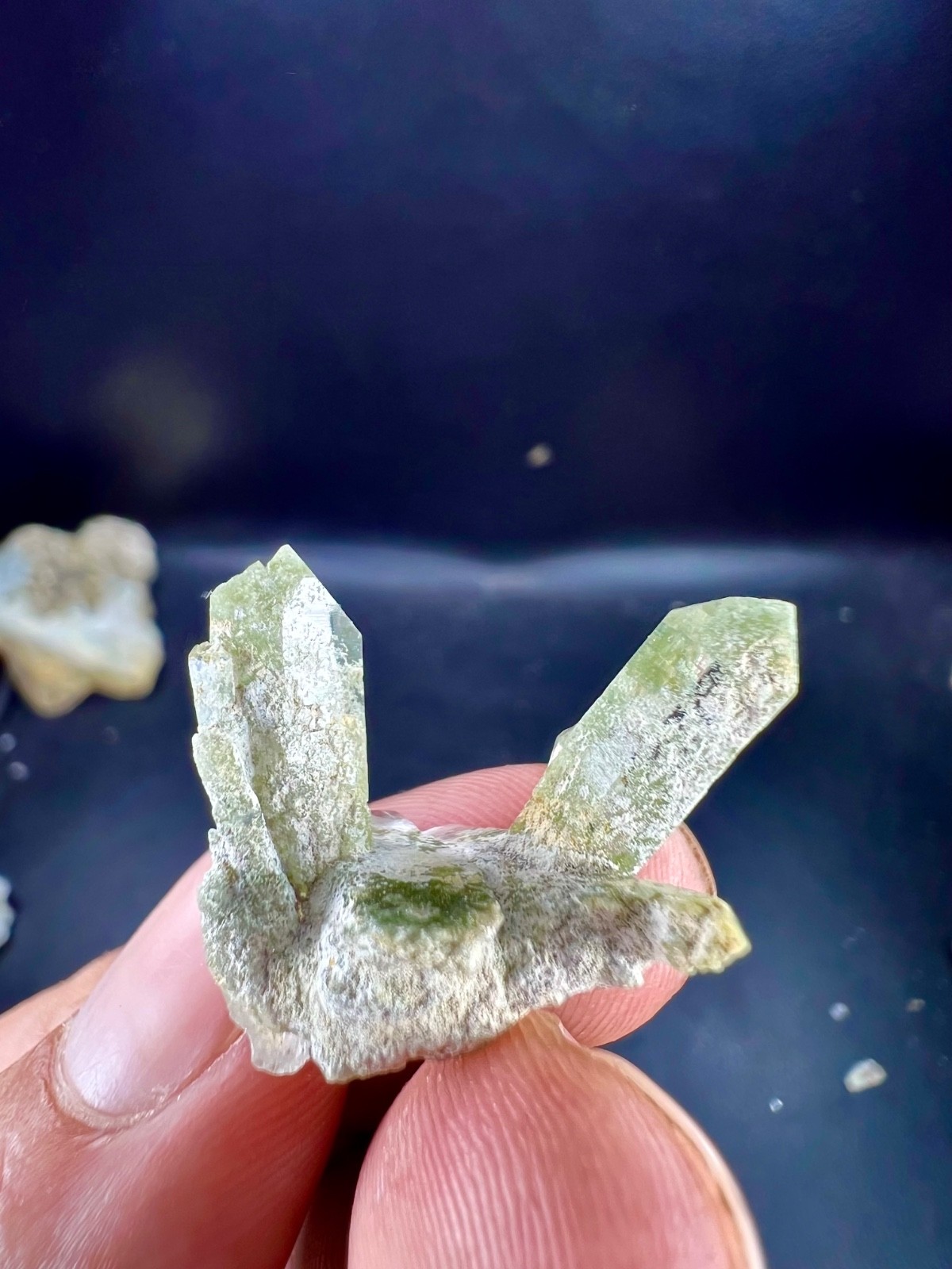 5 gram aesthetics piece of chlorine quartz Crystal specimen from Skardu Pakistan