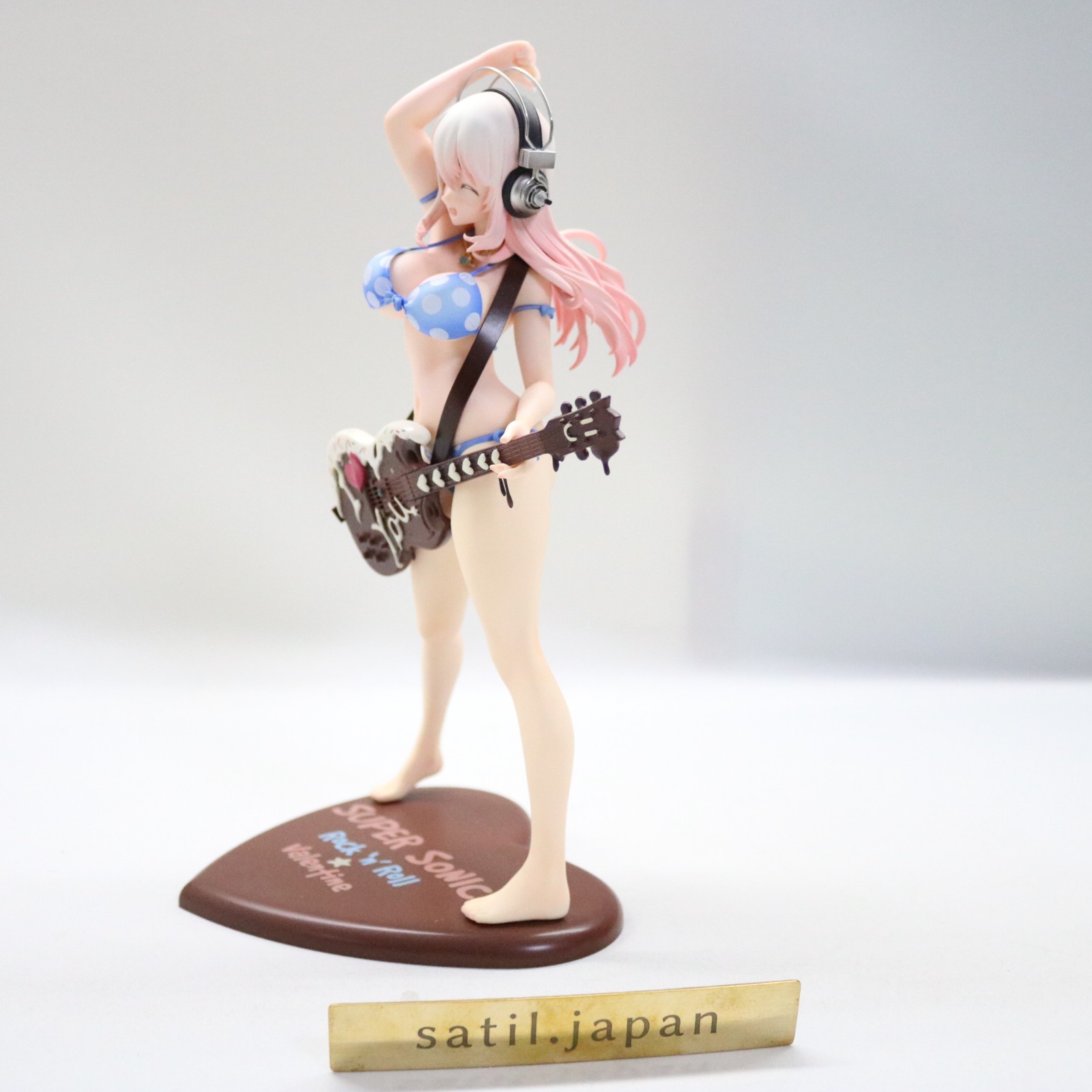 [NO BOX] Wing Super Sonico Rock ’n‘ Roll Valentine Ver. 1/6 Figure [Japan]