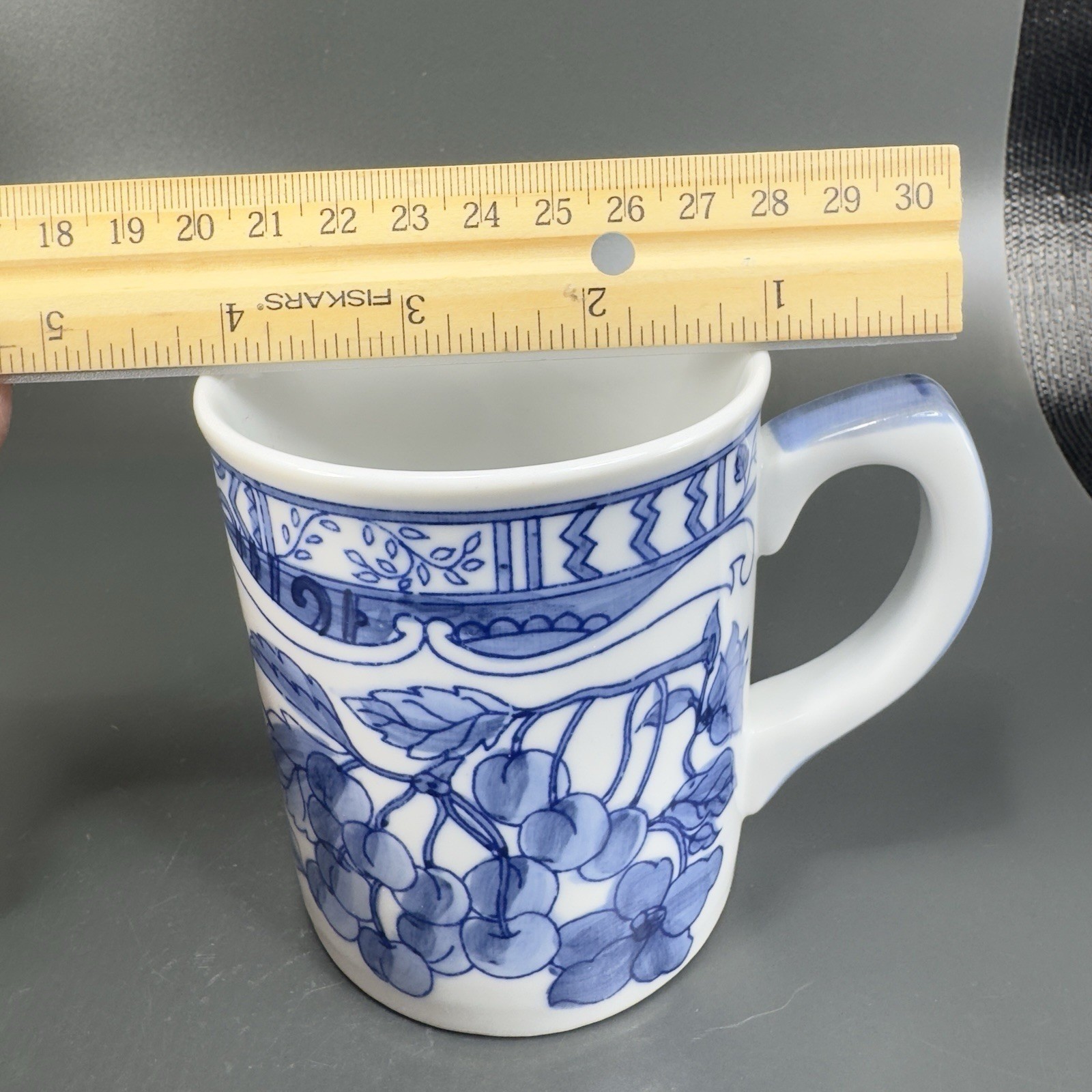 1995 Jardin Blue Cardinal Ceramic Coffee Mug Cup Set 2 Blue White Fruit Cherry
