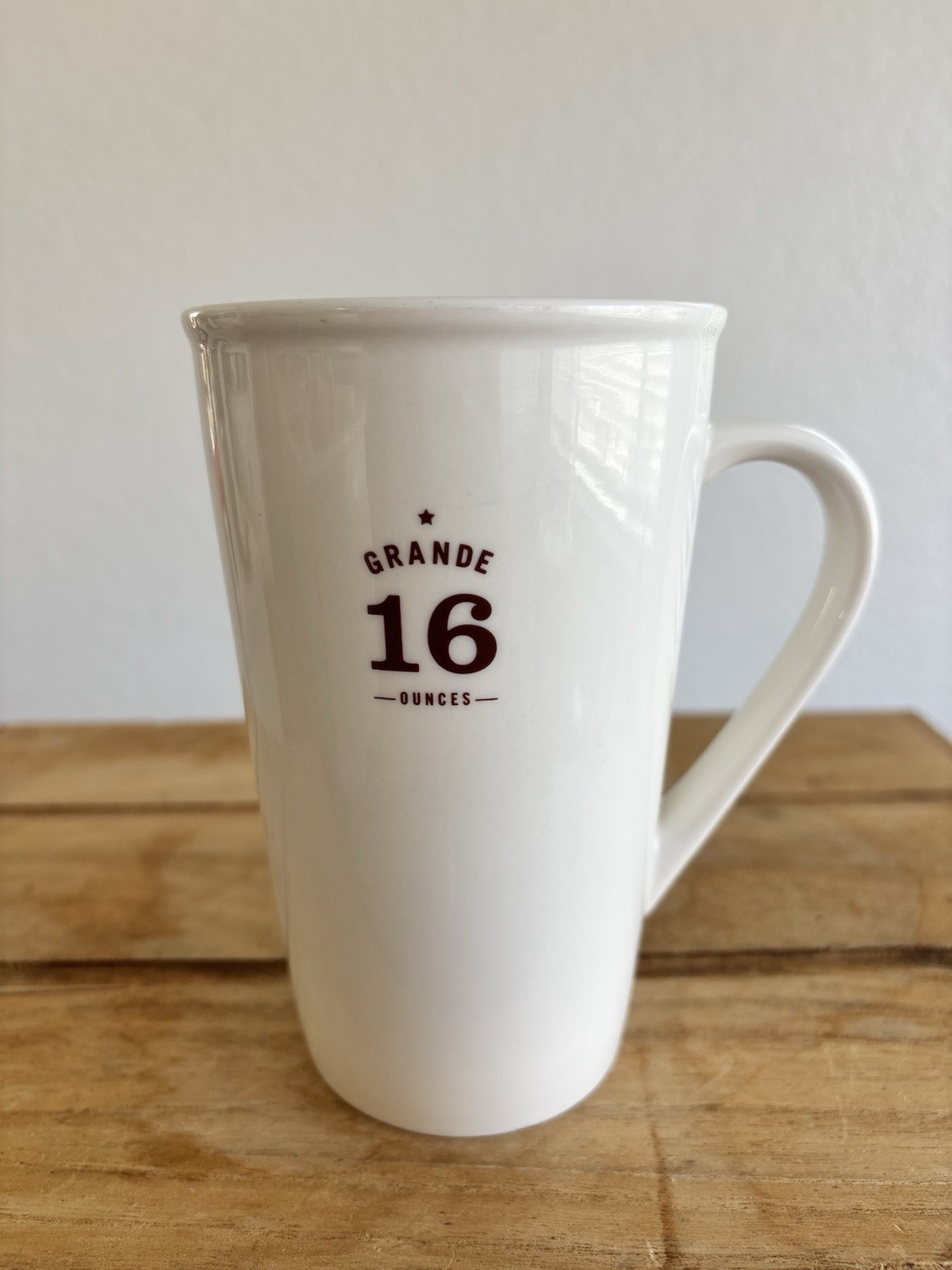 Starbucks 2010 Grande Coffee Mug 16 oz White Tall Ceramic Latte Tea Cup vintage