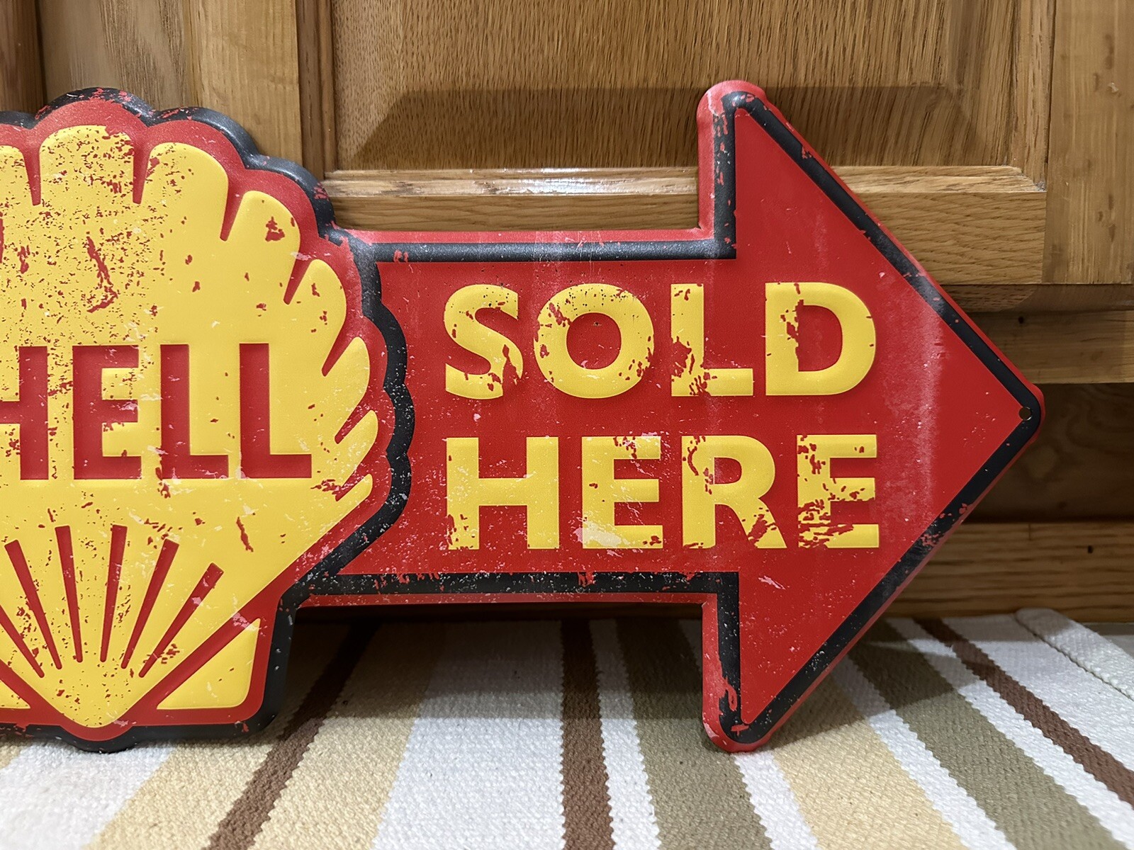 Shell Gasoline Motor Oil Metal Sign Sold Here Arrow Vintage Style Wall Decor