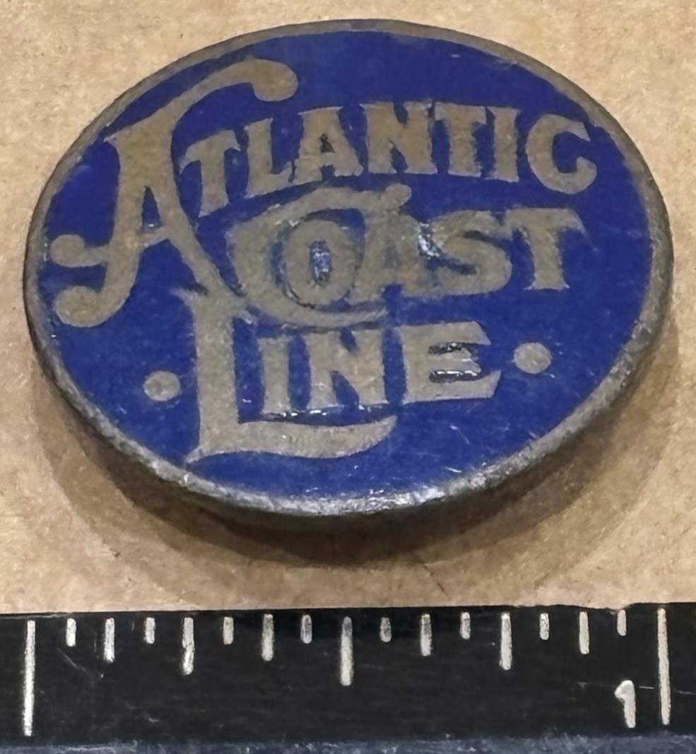 SUPER RARE OLD ATLANTIC COAST LINE ACL RAILROAD PORCELAIN HAT PIN