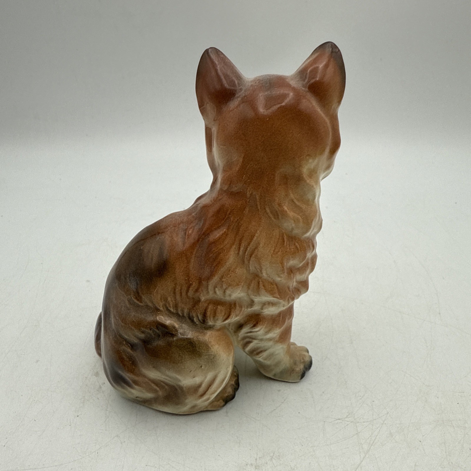 Brinn’s Beige Cat Porcelain made in Japan