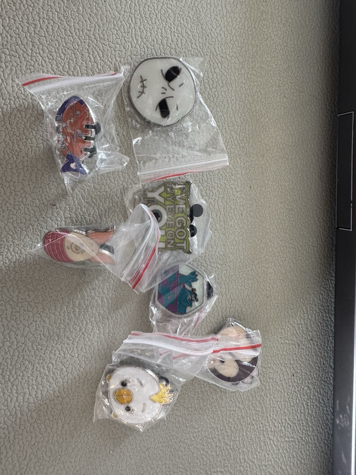 DISNEY PIN TRADING LOT 1000,FREE PRIORITY SHIP, TRADABLE All Tradeable At Disney