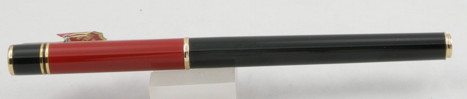 Pilot Juliet Black & Red Fountain Pen – Medium Nib -1980’s -Mint New-Old-Stock