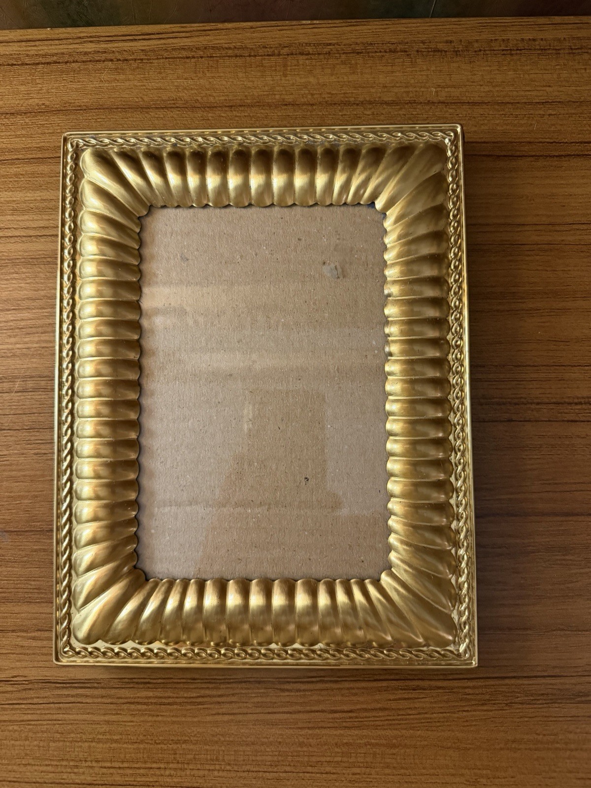 The Weston Gallery Picture Frame Gold Tone 7.5X9.5/5X7 Picture Gorgeous!
