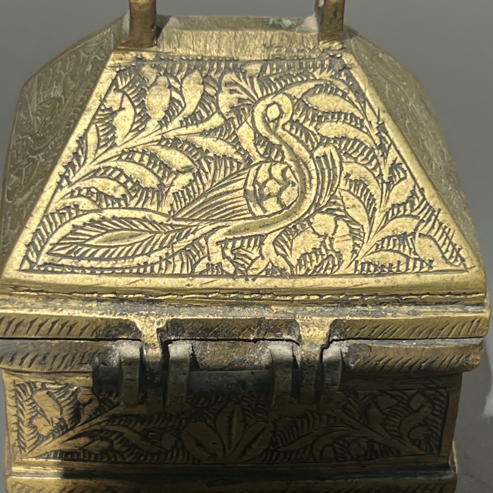 Antique Indian Brass Paan Daan Box Casket Peacock Betel Nut Box Odisha 2.5 x 2in