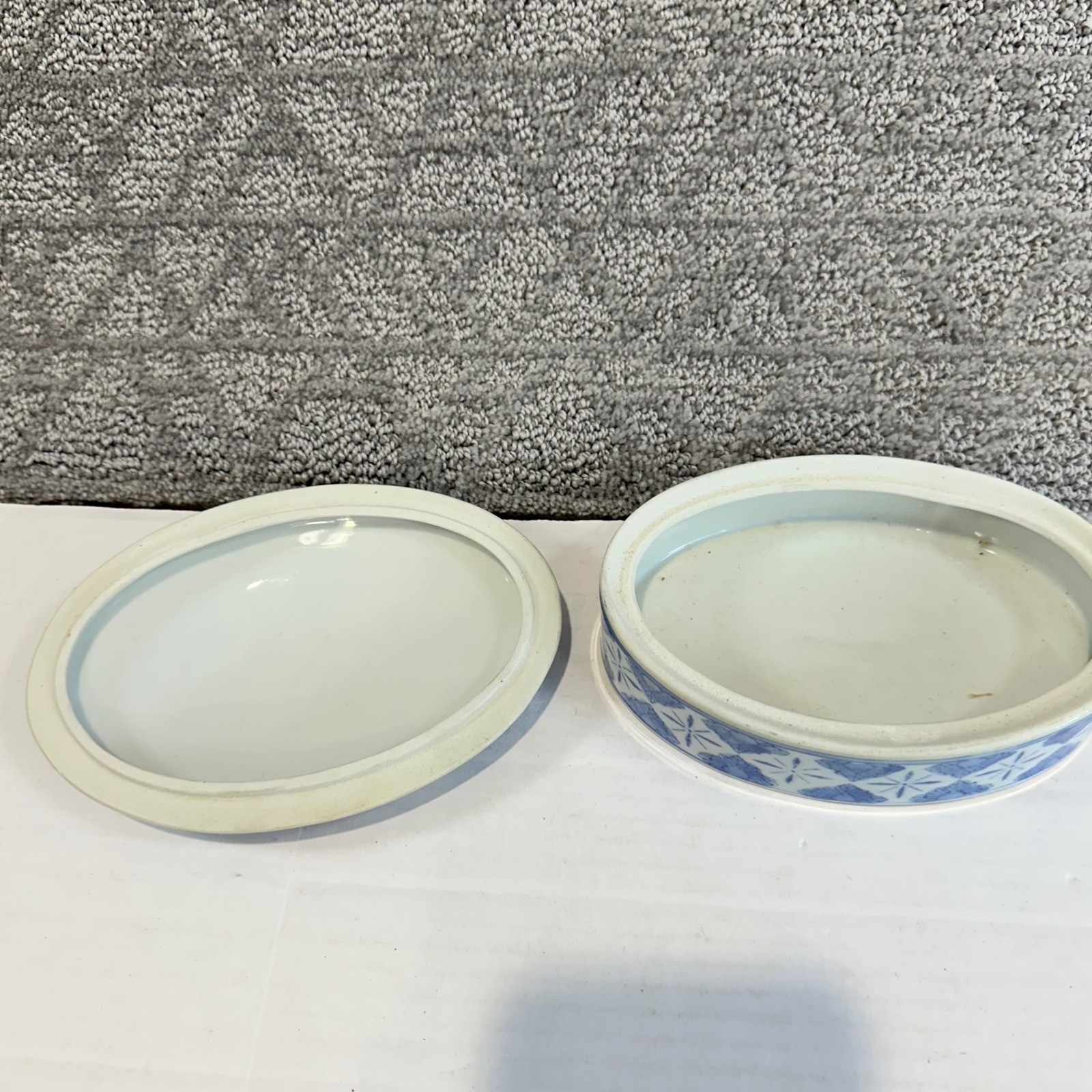 Vintage Blue White Oriental Landscape Decorative Trinket Box Oval Lid