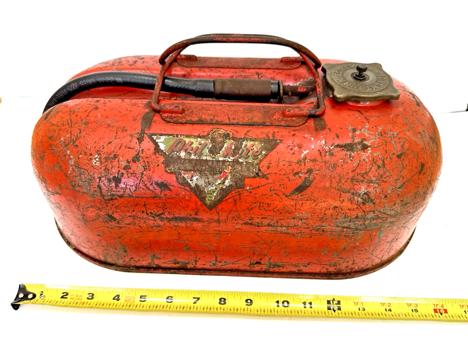 Phil Rite Rust Resisting Lead Coated Steel 2-1/2 Gal. Gas Can Sportsman No. 25