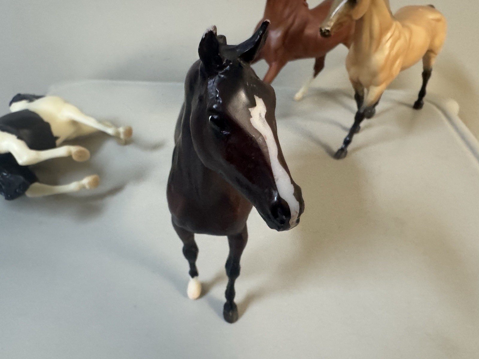 Breyer Bonanza/Ponderosa Rare TSC 2009 Classic PONDEROSA Horse 4Pieces #300311