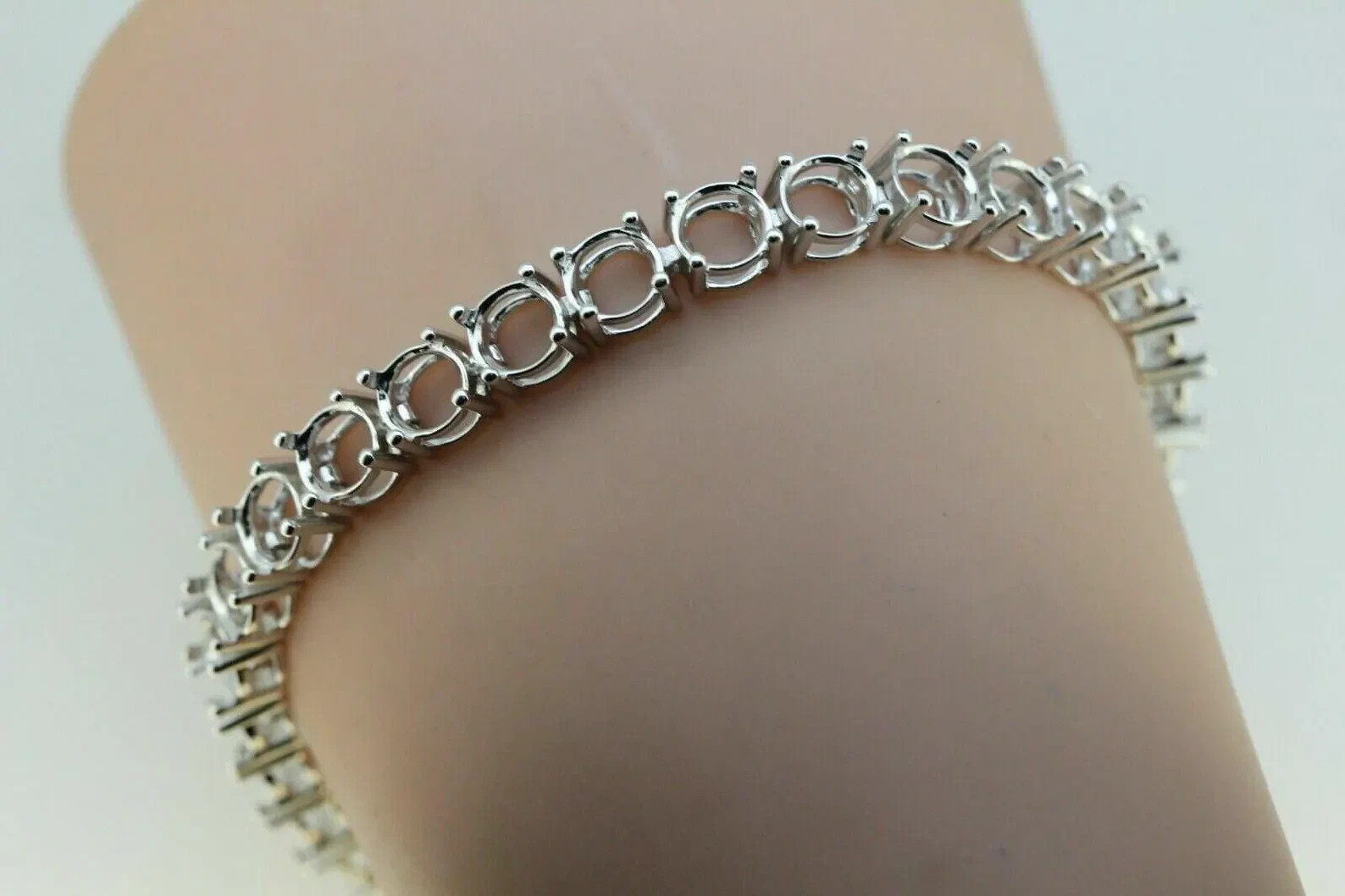 14K White Gold Over Semi Mount Tennis Bracelet Setting Round 6x6mm Length: 7″