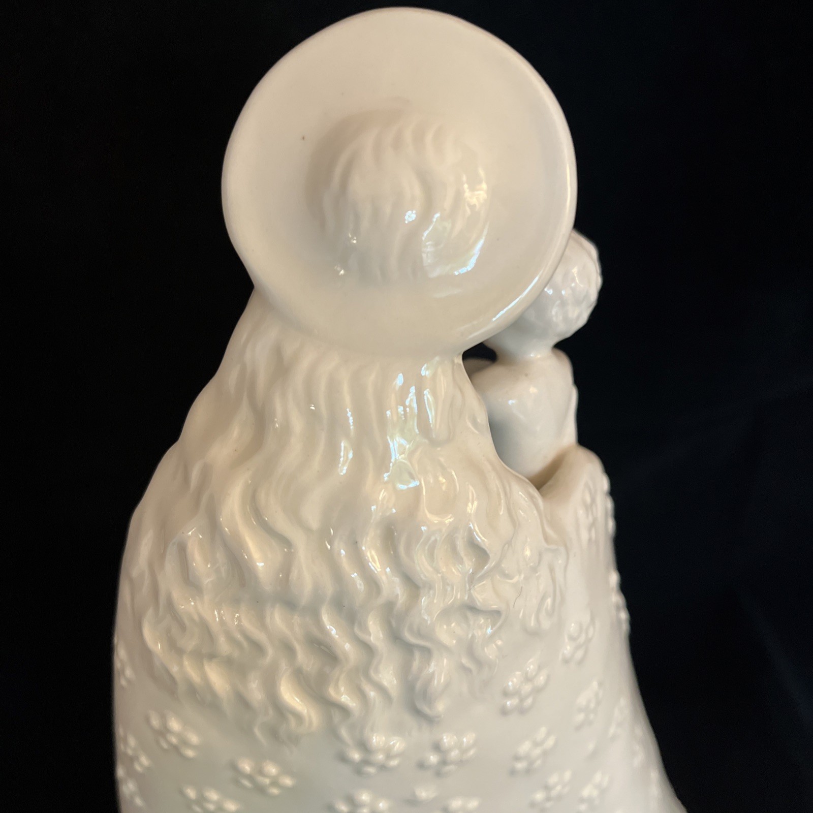 Goebel Hummel Flower Madonna Virgin Mary Baby Jesus Ivory White Porcelain 9.5in