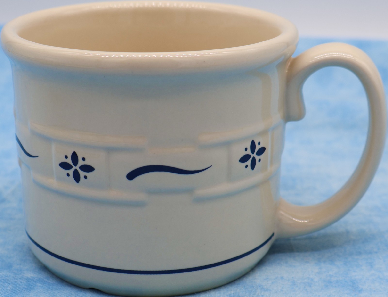 Longaberger Pottery Woven Traditions Blue 10 oz Mug Made for Longaberger