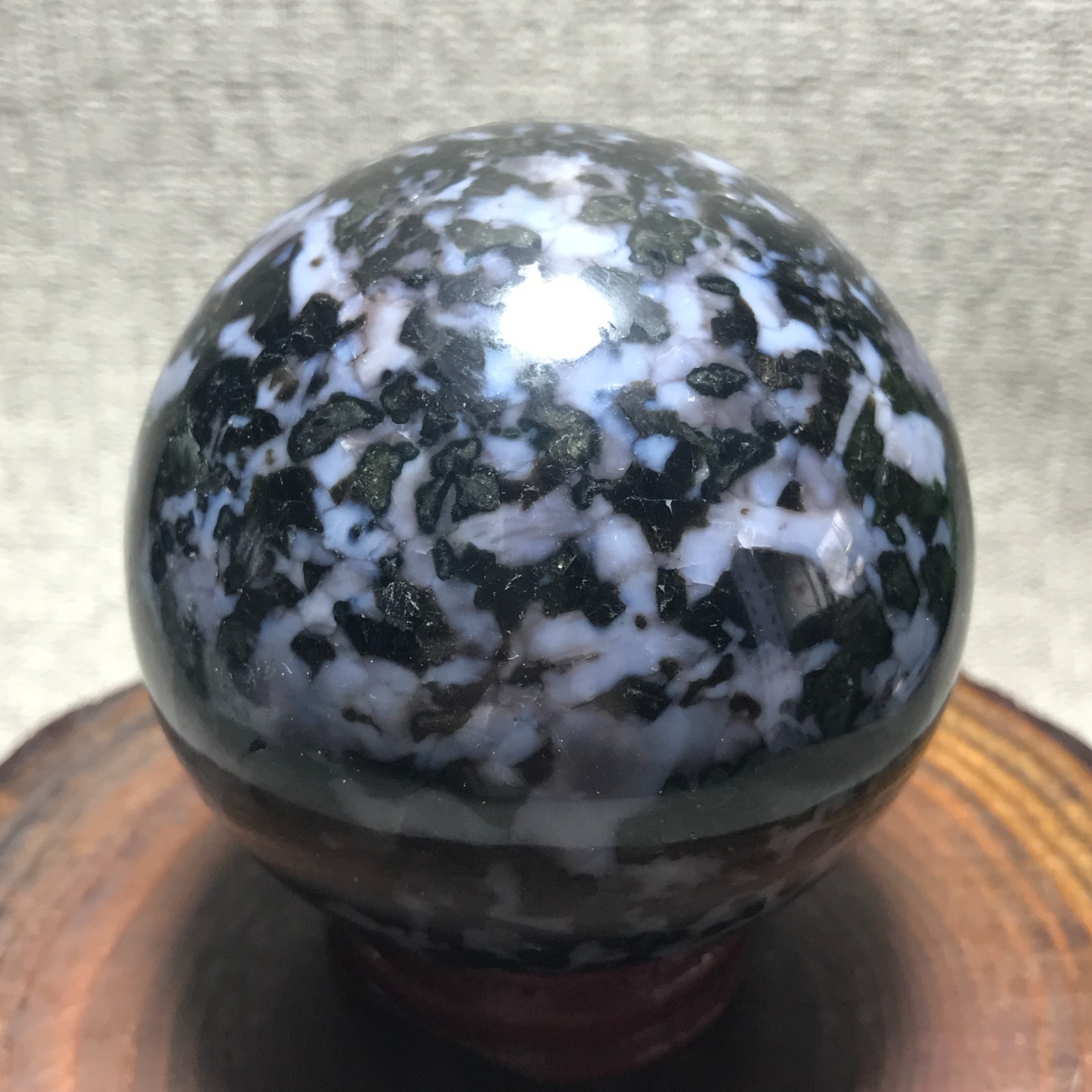 325g Natural Rare MERLINITE Mystic Ball Stone Magic Shaman Psilomelane Gabbro 02
