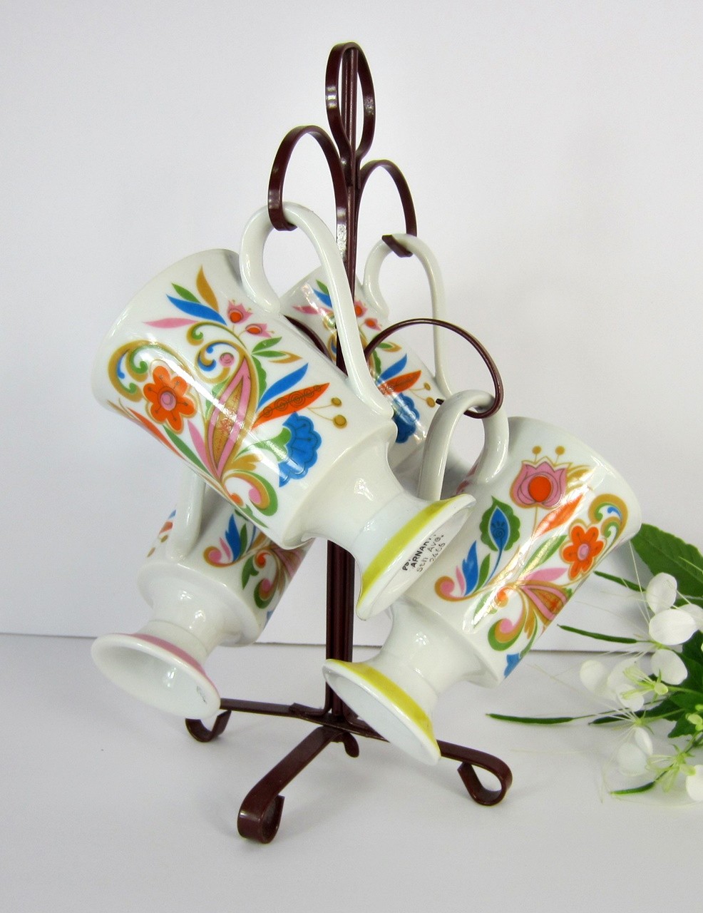 Set 4 Vintage Retro 1970’s Arnart 5th Ave Coffee Mugs w/Stand Psychedelic Colors
