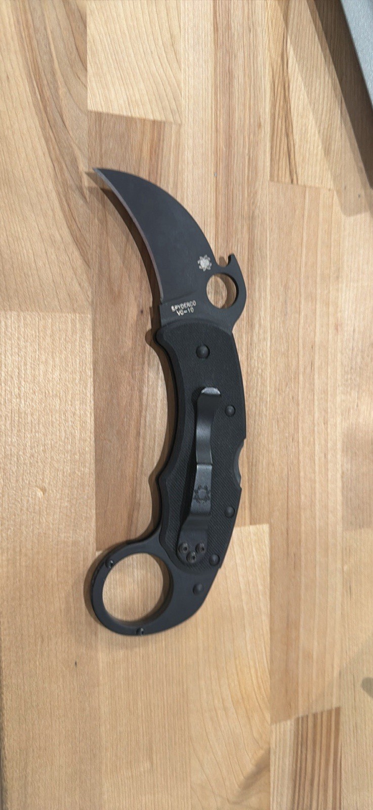 Spyderco Karahawk 2.35″ Plain Edge G-10 Handle Folding Knife – Black (C170GBBKP)