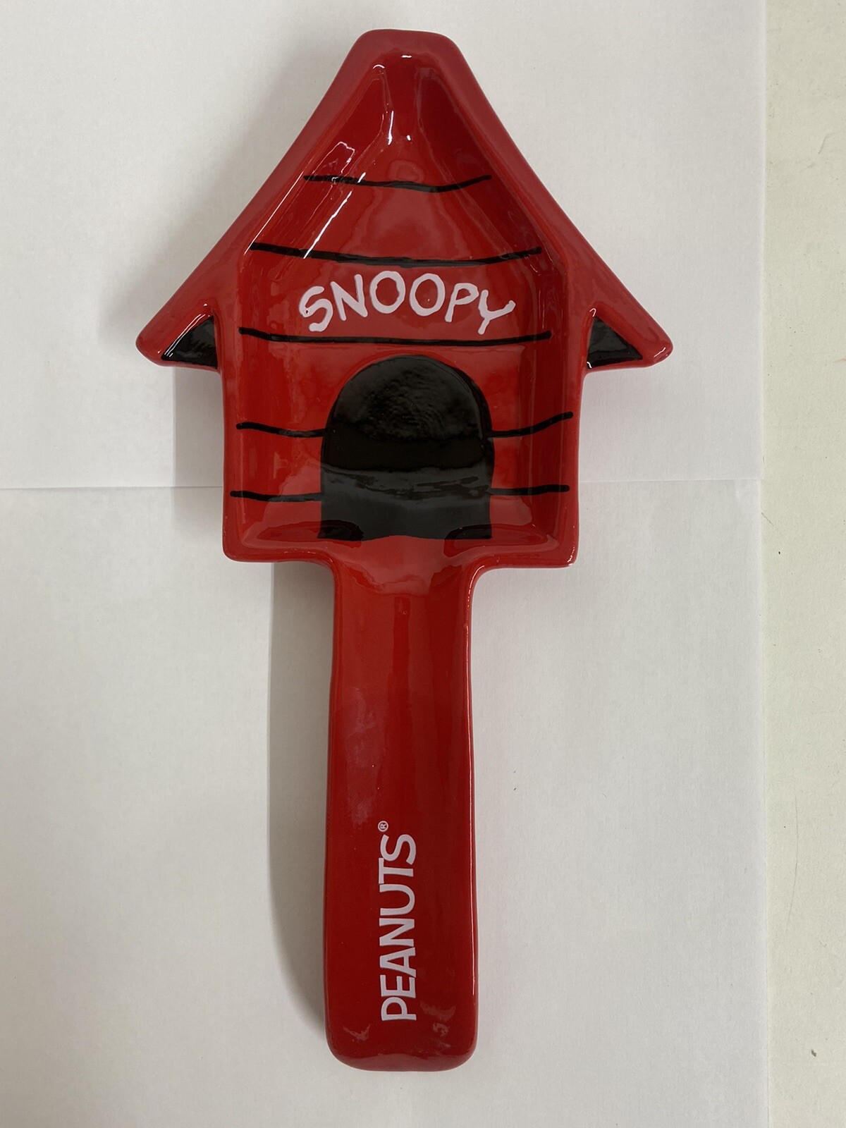 Peanuts Snoopy Red Dog House Spoon Rest Stoneware 9.5-in Long NEW