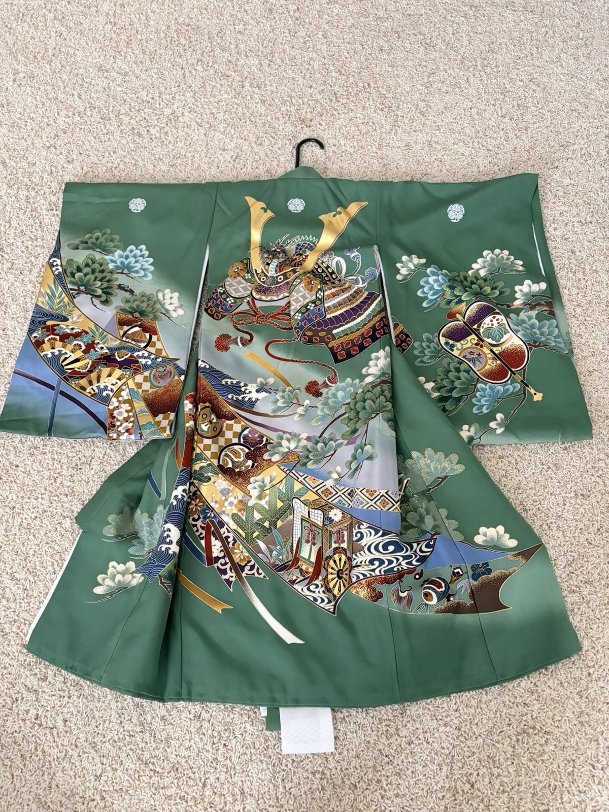 Children’s Japanese Green Kimono 100% Silk Outer 100% Polyester Lining