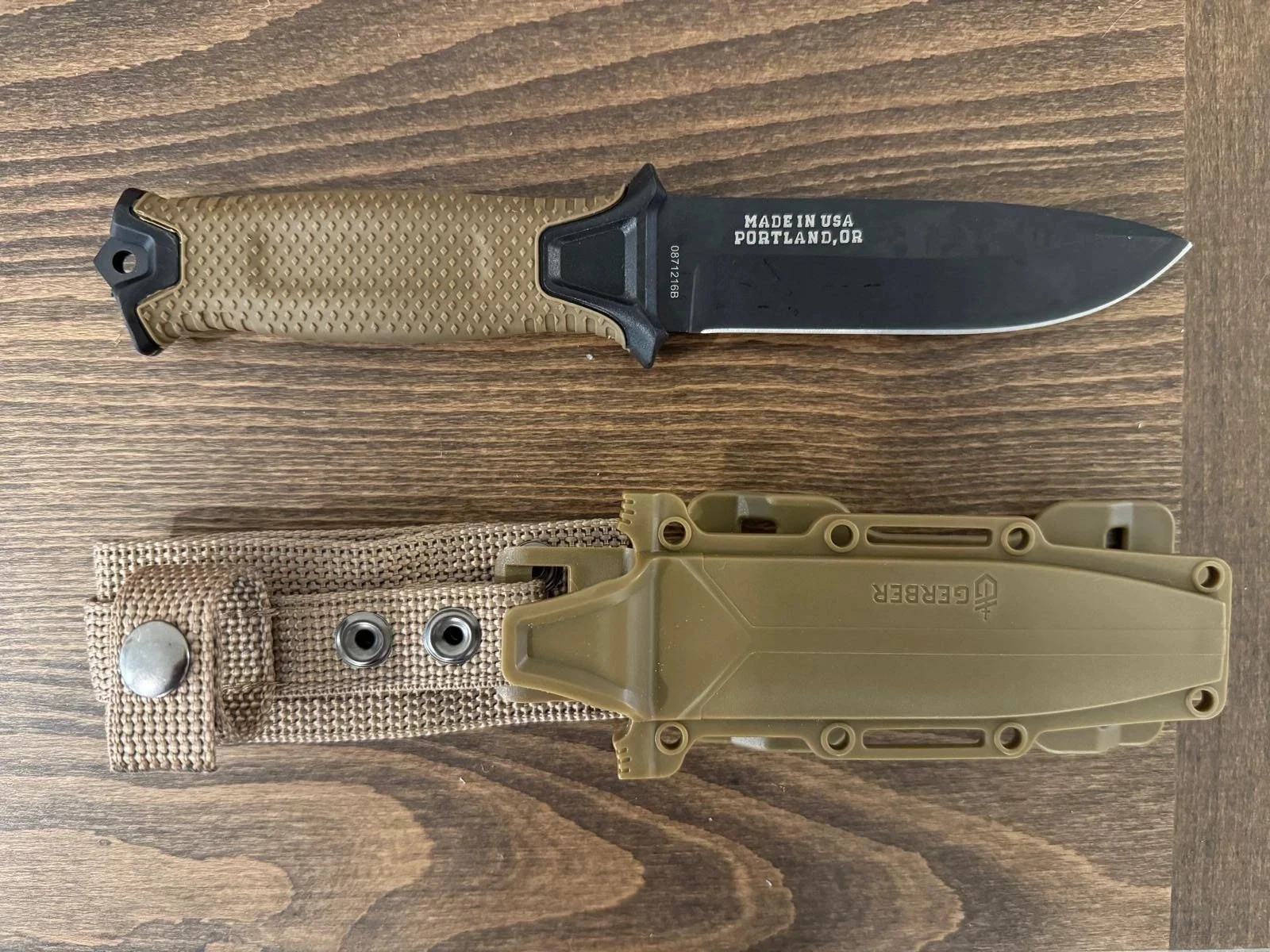 Gerber StrongArm Fixed Blade Knife Plain Edge – Coyote Brown