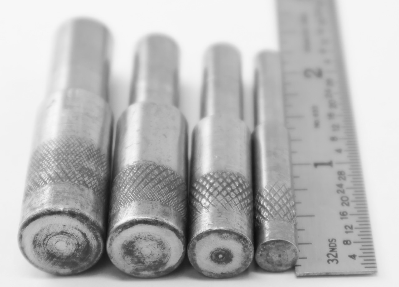 (4) Unbranded Machinist Hand Punches + Steel Holder : 7/32 – 9/32 – 11/32 – 7/16