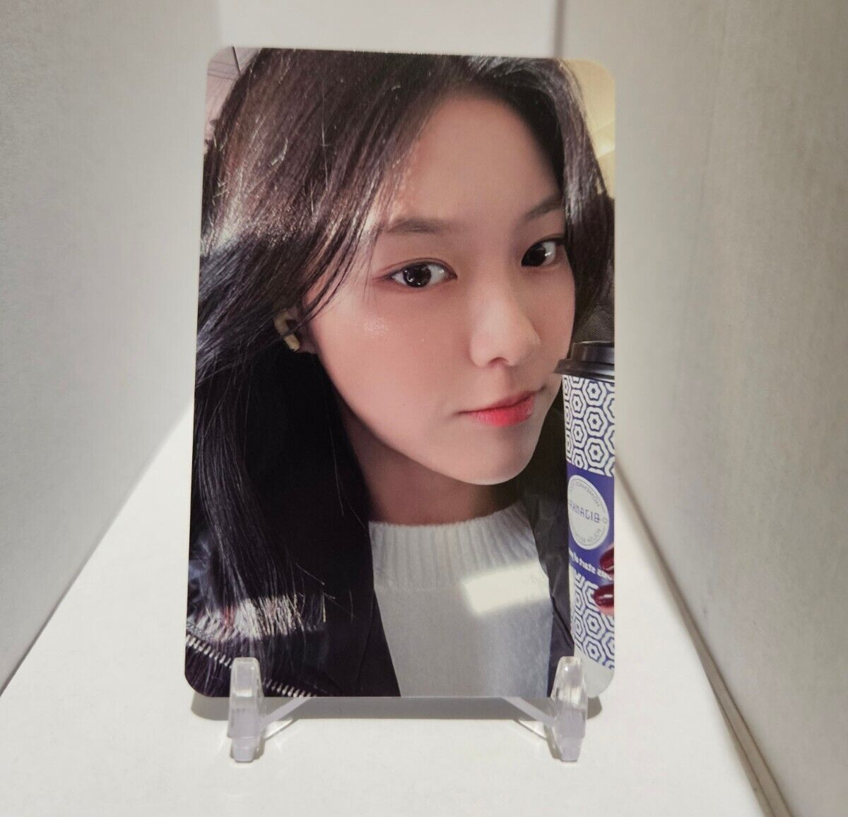 Hyunjin Official MMT Photocard Loona 2022 1st World Tour LoonaTheWorld Hyun Jin