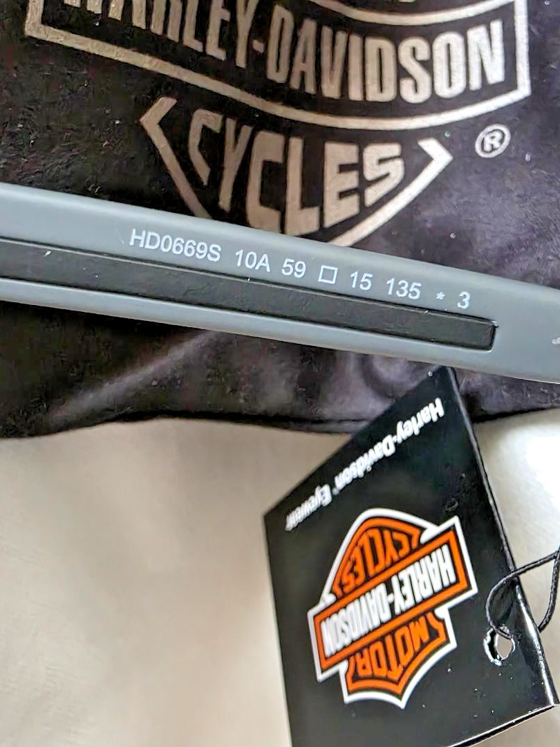 NEW – HARLEY DAVIDSON AVIATOR SUNGLASSES W/BRANDED CARRYING CASE