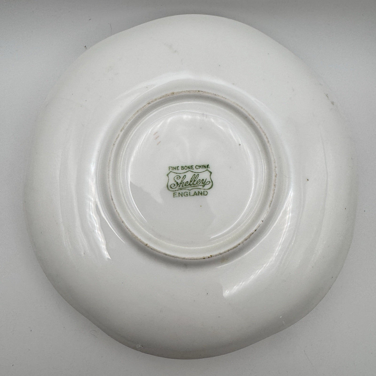 Shelley England Fine Bone China Tea Cup & Saucer White Pink Floral Bridal Rose