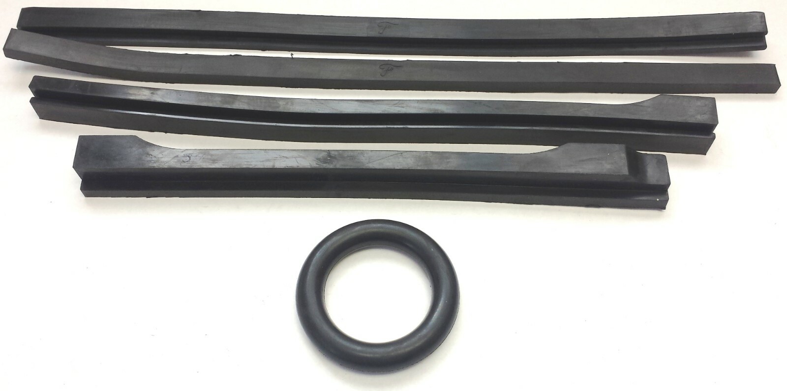 WWII Military ford GPW ✅ (0300-GPW) Fuel Tank Rubber Seal Set, „F“ Marked