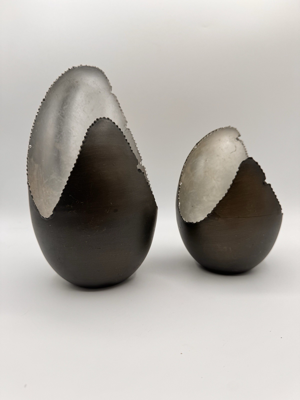 Handcrafted Cracked Egg Metal Sculptures Set 2 Black Silver Decor India