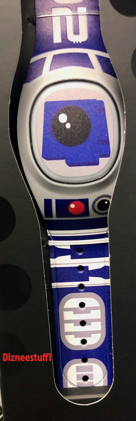 Disney 2024 Star Wars R2 D2 MagicBand Plus Unlinked Cable Included