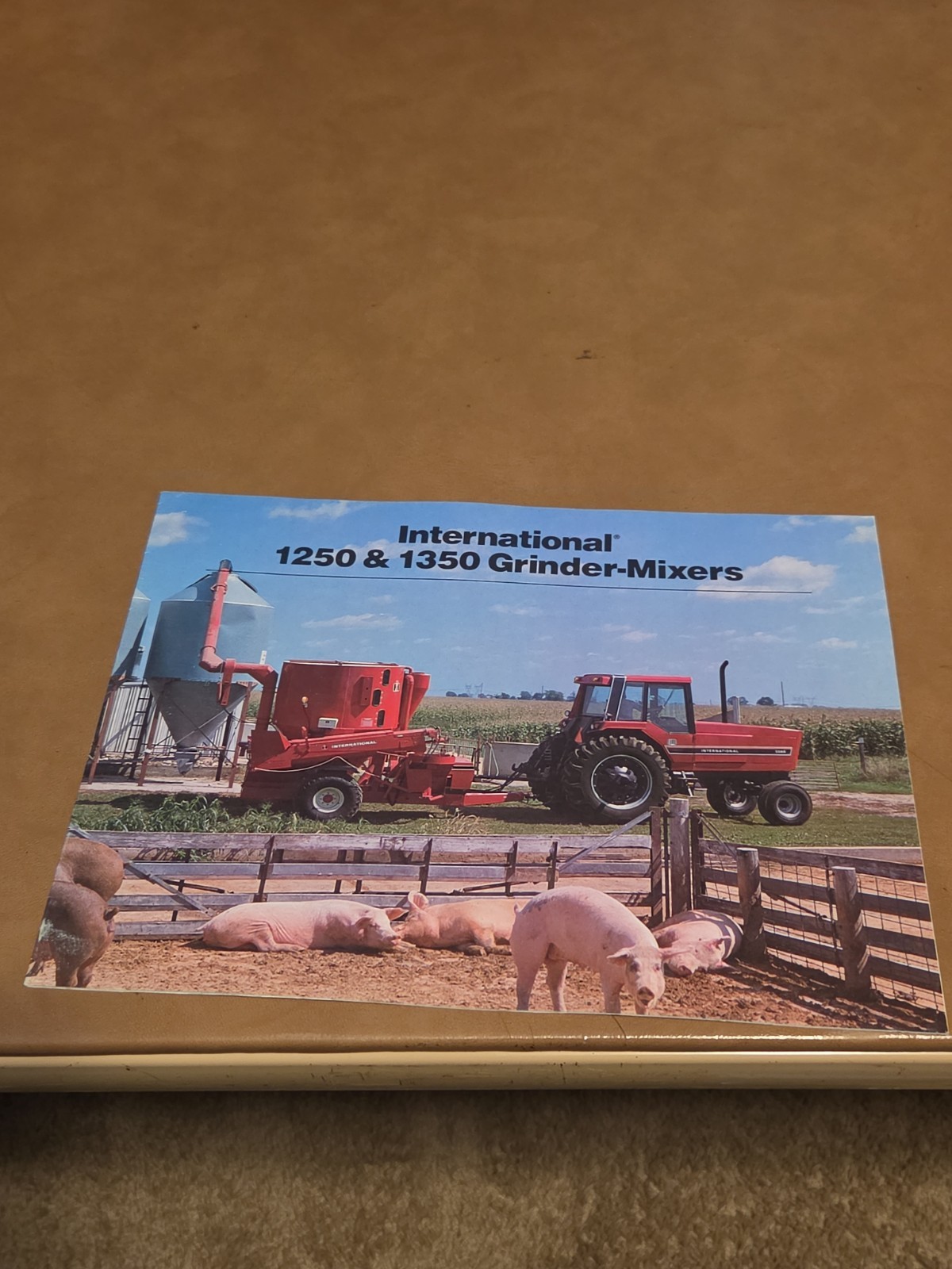 International 1250 & 1350 Grinder-Mixers Brochure, 1982, 12 pages Free Shipping