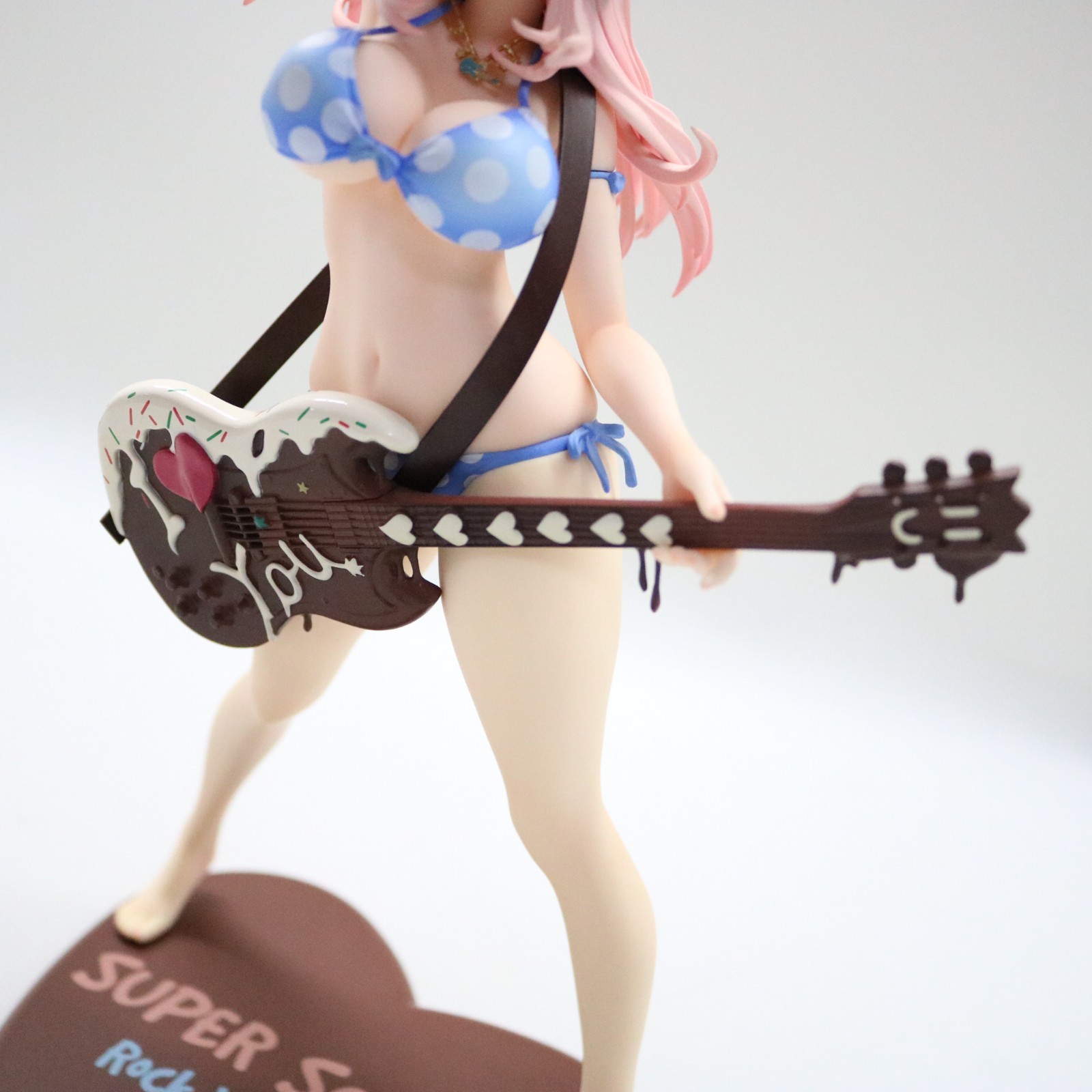 [NO BOX] Wing Super Sonico Rock ’n‘ Roll Valentine Ver. 1/6 Figure [Japan]