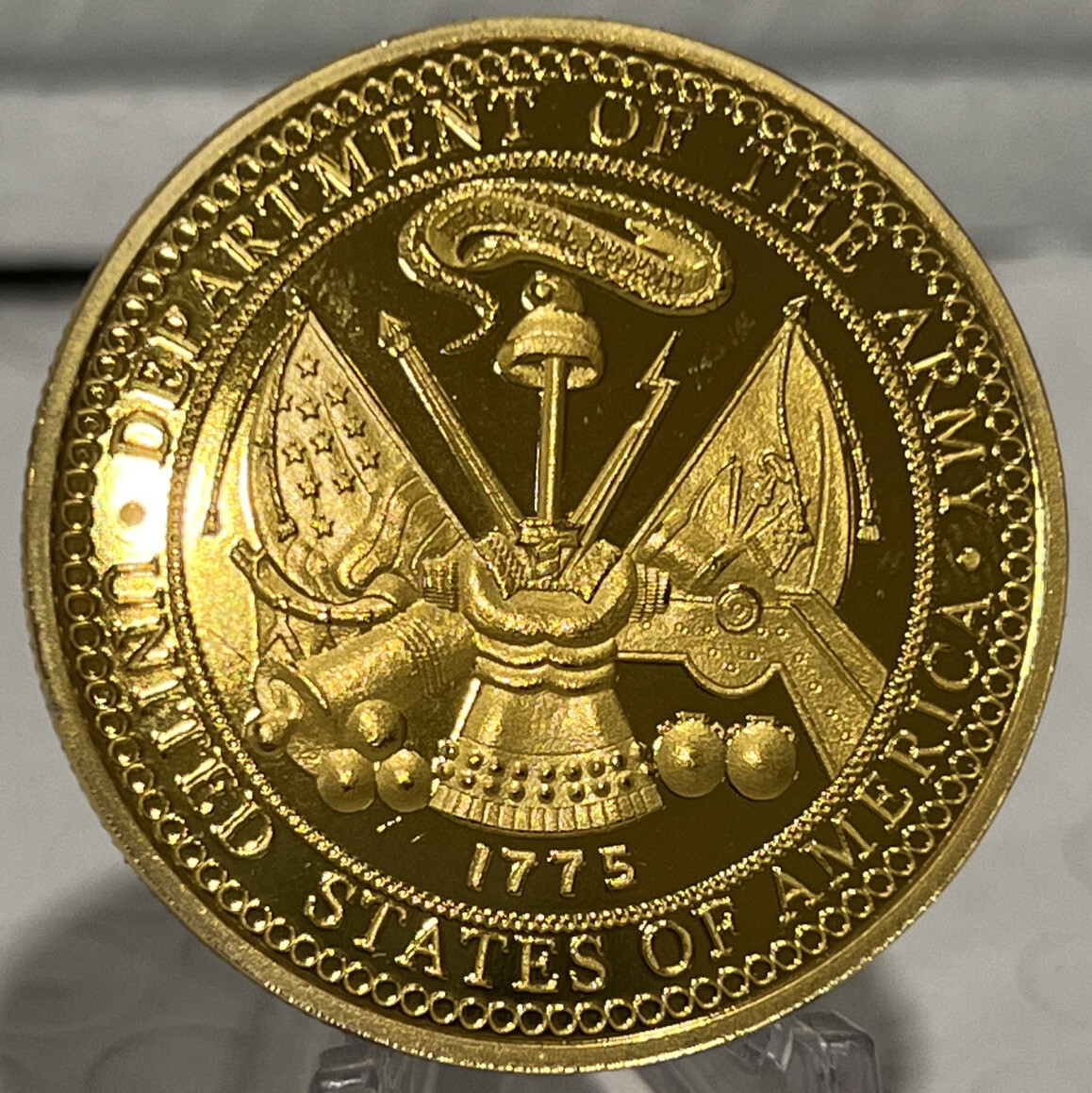 * RARE US ARMY FIRST INFANTRY DIVISION DUTY FIRST US ARMY NEW-CHALLENGE COIN