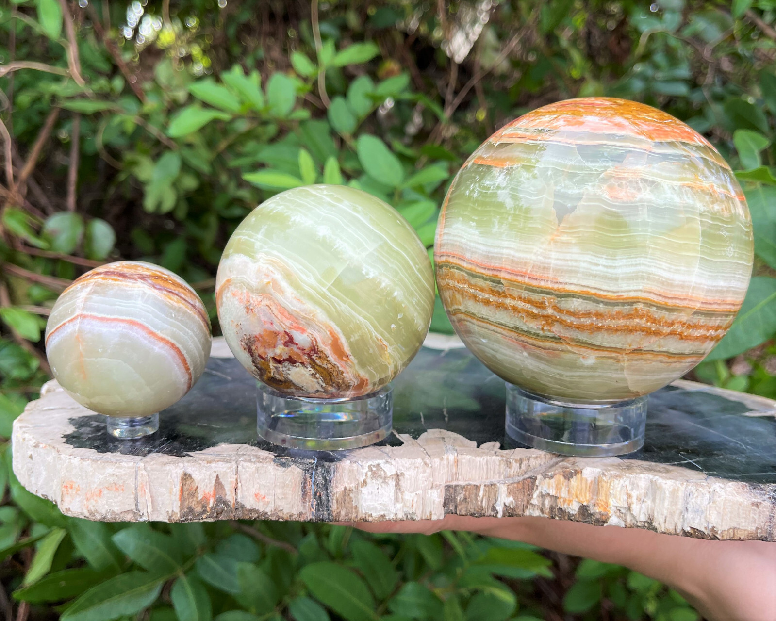 Green Onyx Sphere 2″ 3″ or 4″ Pick Size (‚A‘ Grade, Onyx sphere, Crystal Sphere)