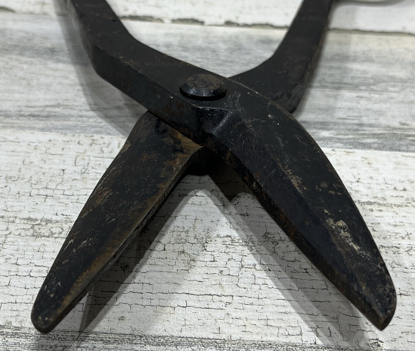 VINTAGE Tools Sheet Metalwork Cutters Tin Snips HVAC Nippers Pliers Lot of 2