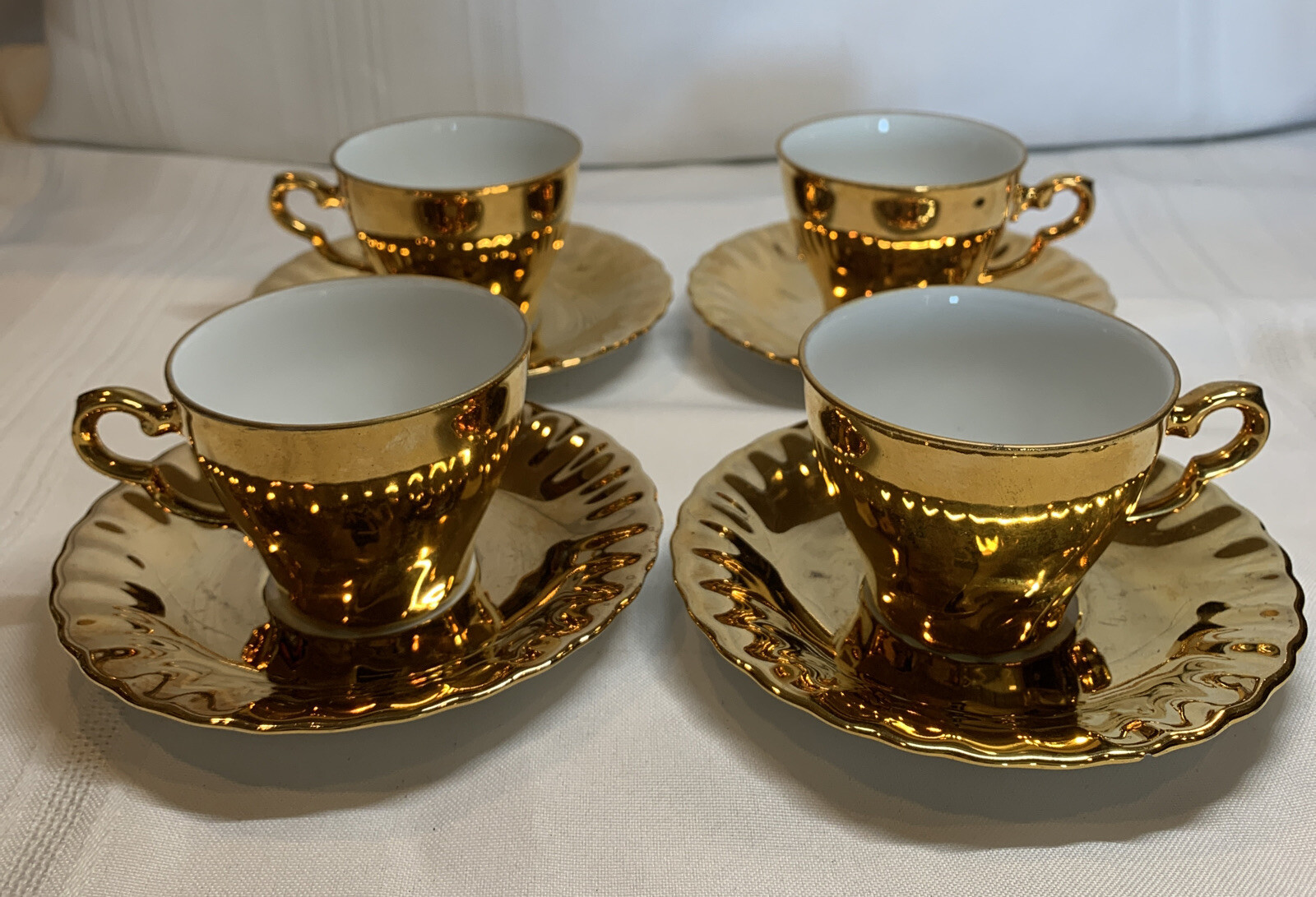 Vintage Rheinpfalz Hartporzellan Gold Porcelain Bone China 4 Cup Saucer Sets