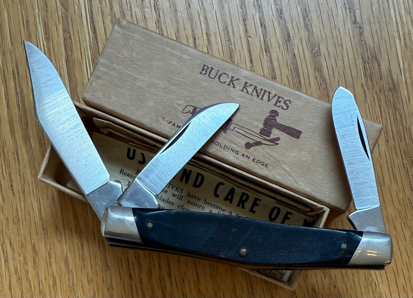 RARE VINTAGE BUCK 303 NO PATTERN NUMBER CADET KNIFE NEVER USED IN BOX D22