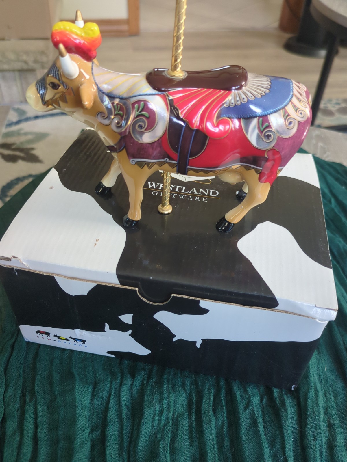 Cow Parade Lady Camoolot Figurine Westland Giftware #7315 With Box Beautiful!