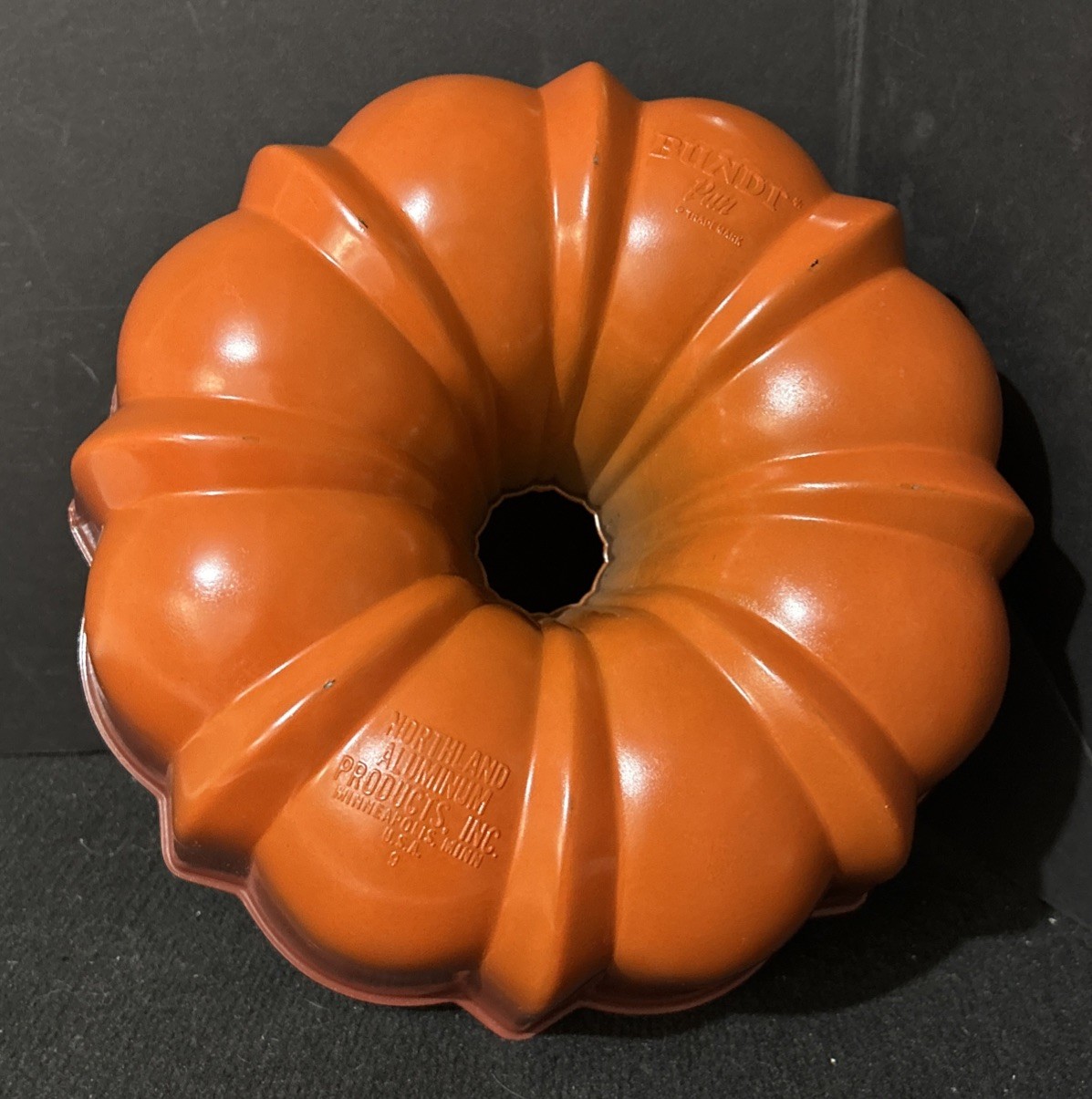 Vintage Ombré Orange BUNDT Cake Mold Jello, Northland Heavy Aluminum 1970s Excl